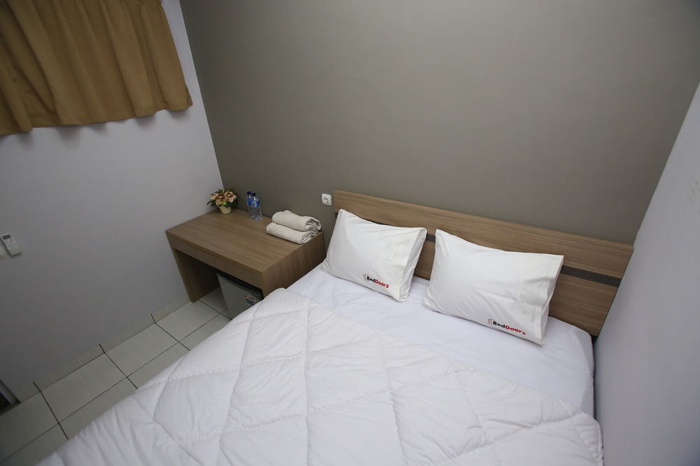 Reddoorz @ Karet Pedurenan 2 Cakarta Dış mekan fotoğraf